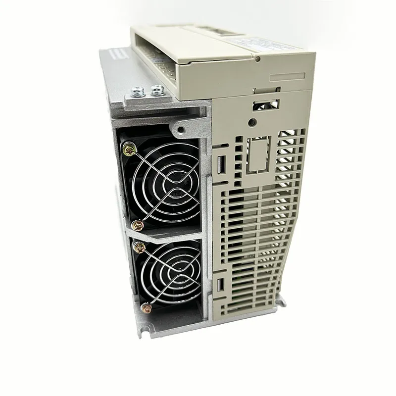 Venda quente novo controlador de programação plc ponto original servo driver SGDH-20DE-OY SGDH-20DE-0Y