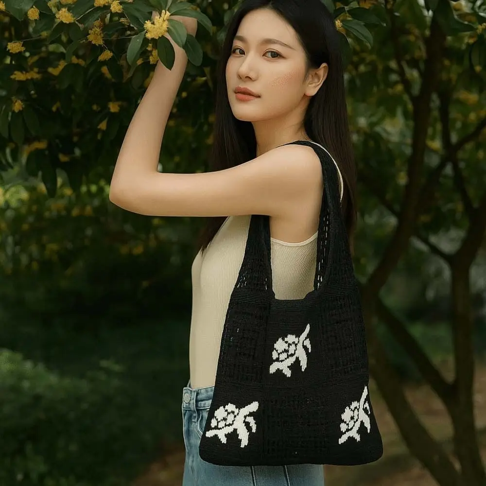 

Trendy Large Capacity Crochet Tote Bag Turtle Korean Style Hollow Woven Bag Lightweight Embroidered Knitting Handbag Beach