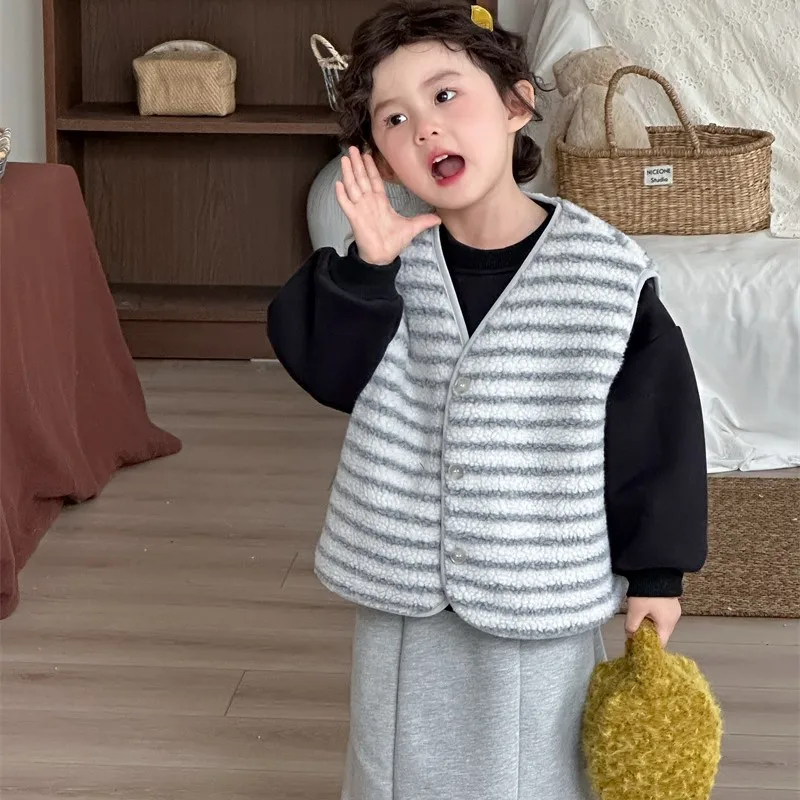 2026 Winter Toddlers Kids Fleece Vests Striped Sleeveless Coats Korean Style Baby Girls Cotton-padded Waistcoats  1 2 3 4 5 6 Y