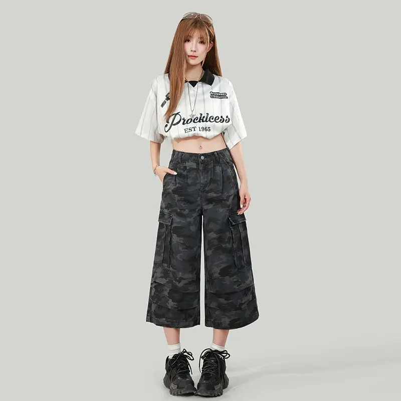 

American retro camouflage denim captcha women's summer new style with multi pocket design and wide leg workwear shorts