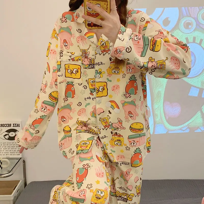 طقم بيجامة SpongeBob SquarePants للسيدات بأكمام طويلة وسراويل صوفية على طراز الرسوم المتحركة ونجمة كبيرة للخريف والشتاء لطيف