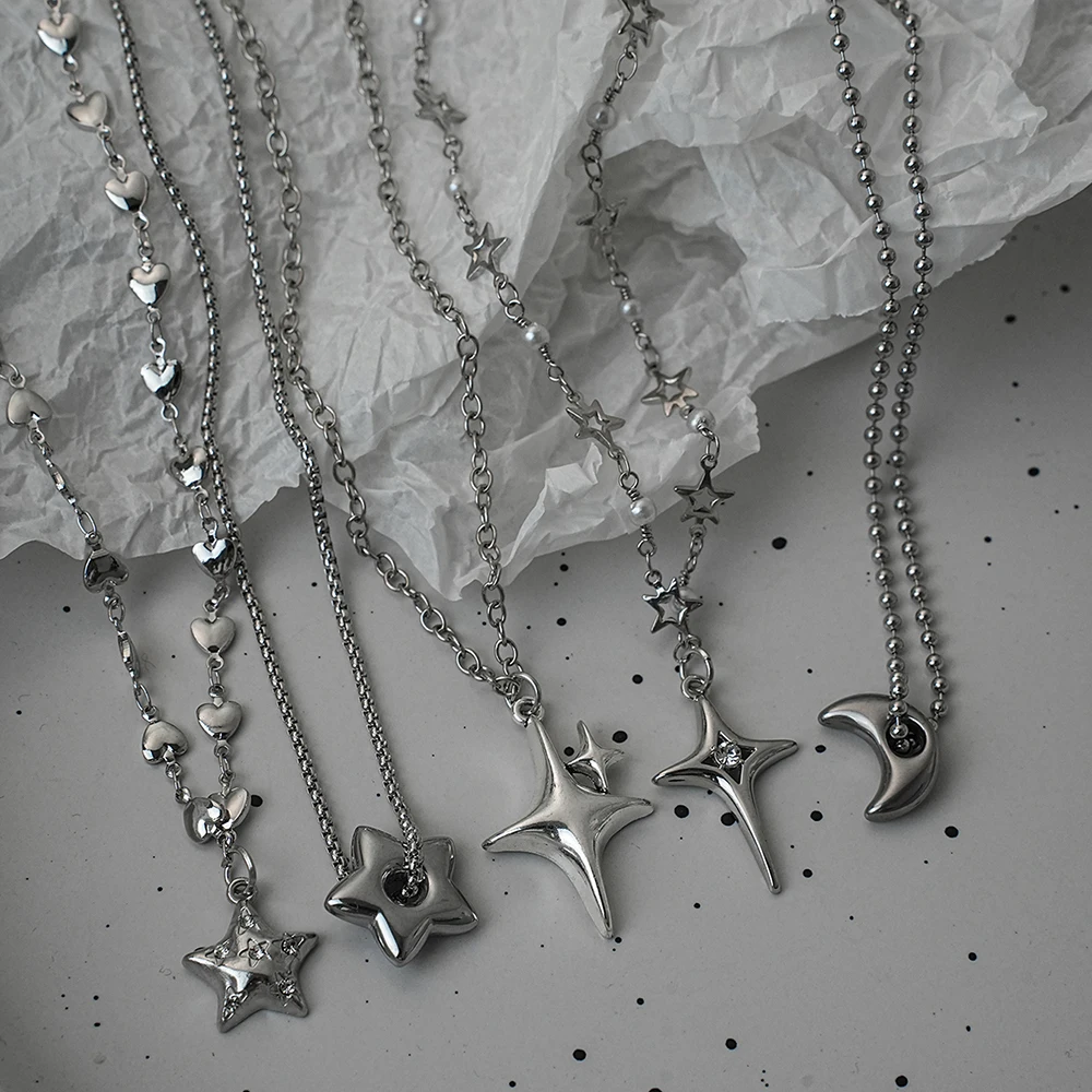 Y2K Mangxing Mond Anhänger Halskette Set, personalisierte eingelegte Wasser Diamant Stern Liebe Schlangenknochen Kette Halskette, geeignet für Frauen – Detail 3