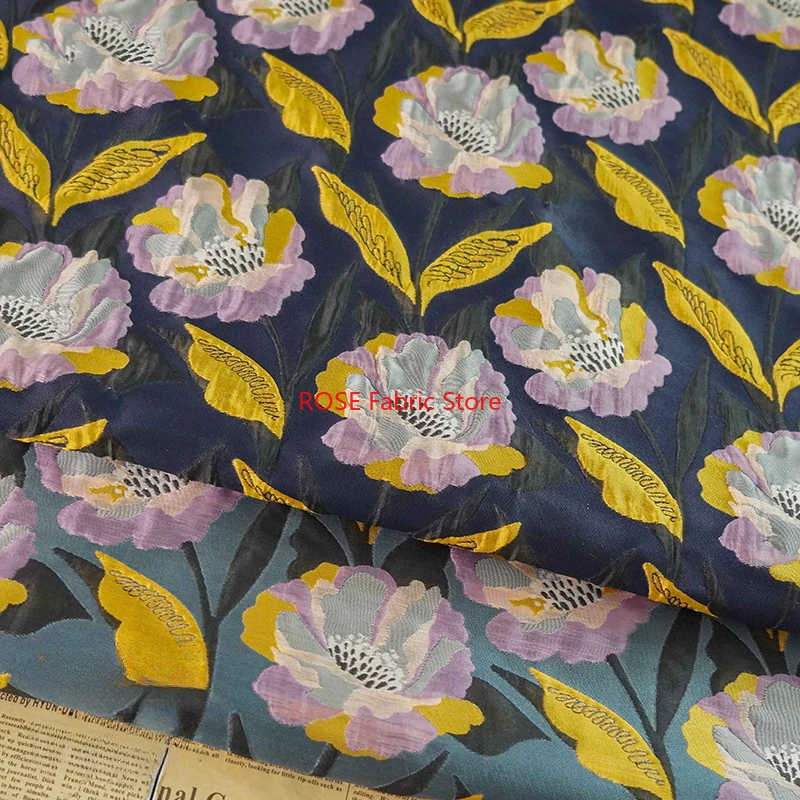 Tessuto jacquard classico in rilievo con fiori grandi da 1 metro, camicie eleganti da donna retrò, borse, tessuto da cucito decorativo