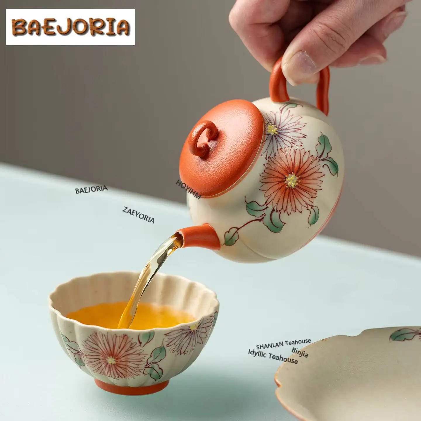110ml Hand-painted Chrysanthemum Teapot Luxury Tea Infuser Pot Tea Brewing Kettle With Ball Hole Tableware Supplies Gift
