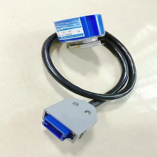 TS5212N585 Encoder 48-2000C/T-L3-5V  Molding