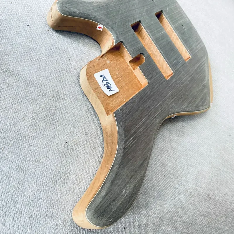 HB721 Wood Cracks and Damaged Unfinished Electric Bass Body Active Pickups in Solid Redwood+Solid Walnut Top Decorations Sales - view 4