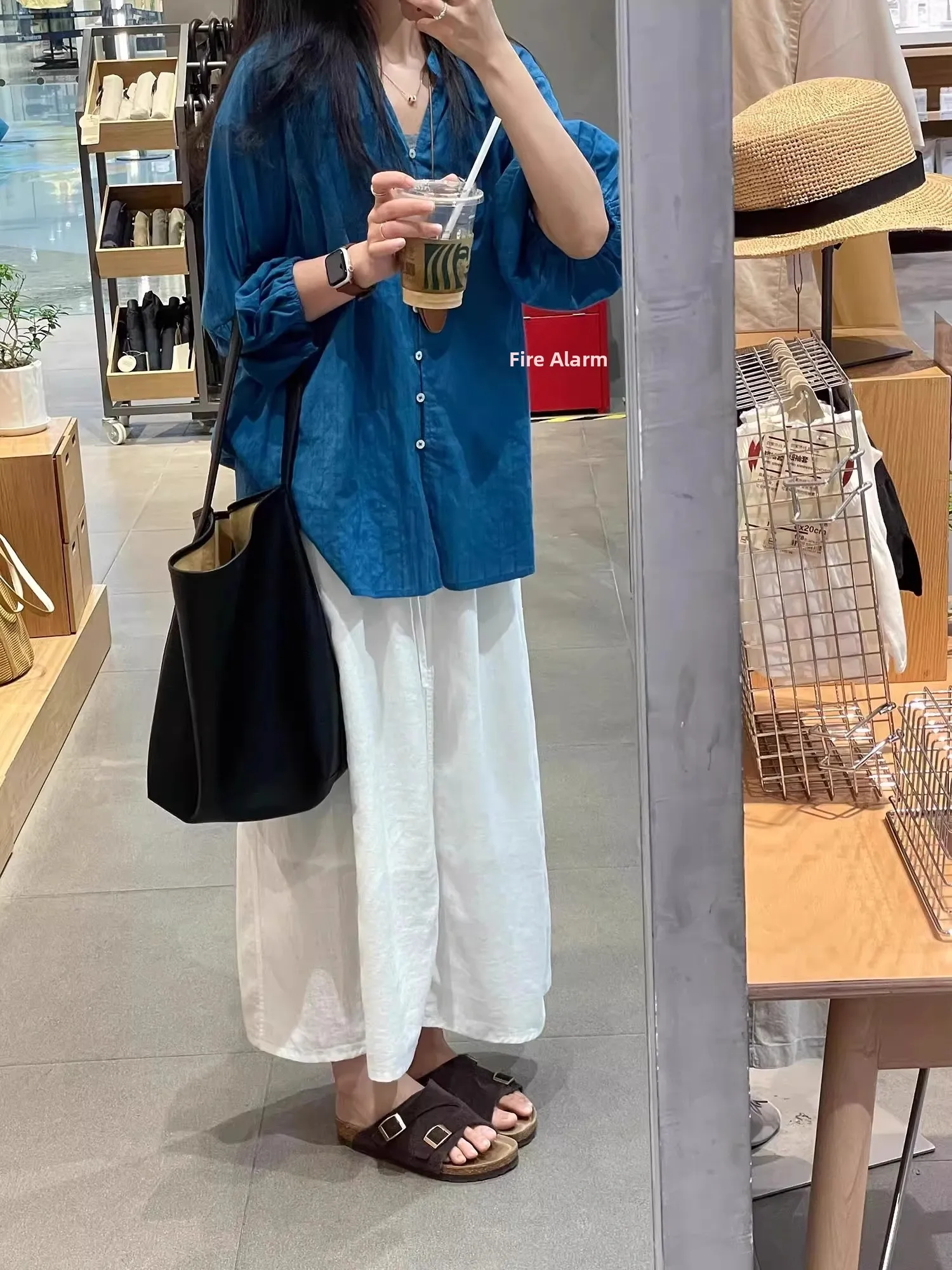 

Blue Cotton Linen Svel V-Ne Women's Summer irt Loose Fit Lightweight Lantern Sve Faionable Casual Top