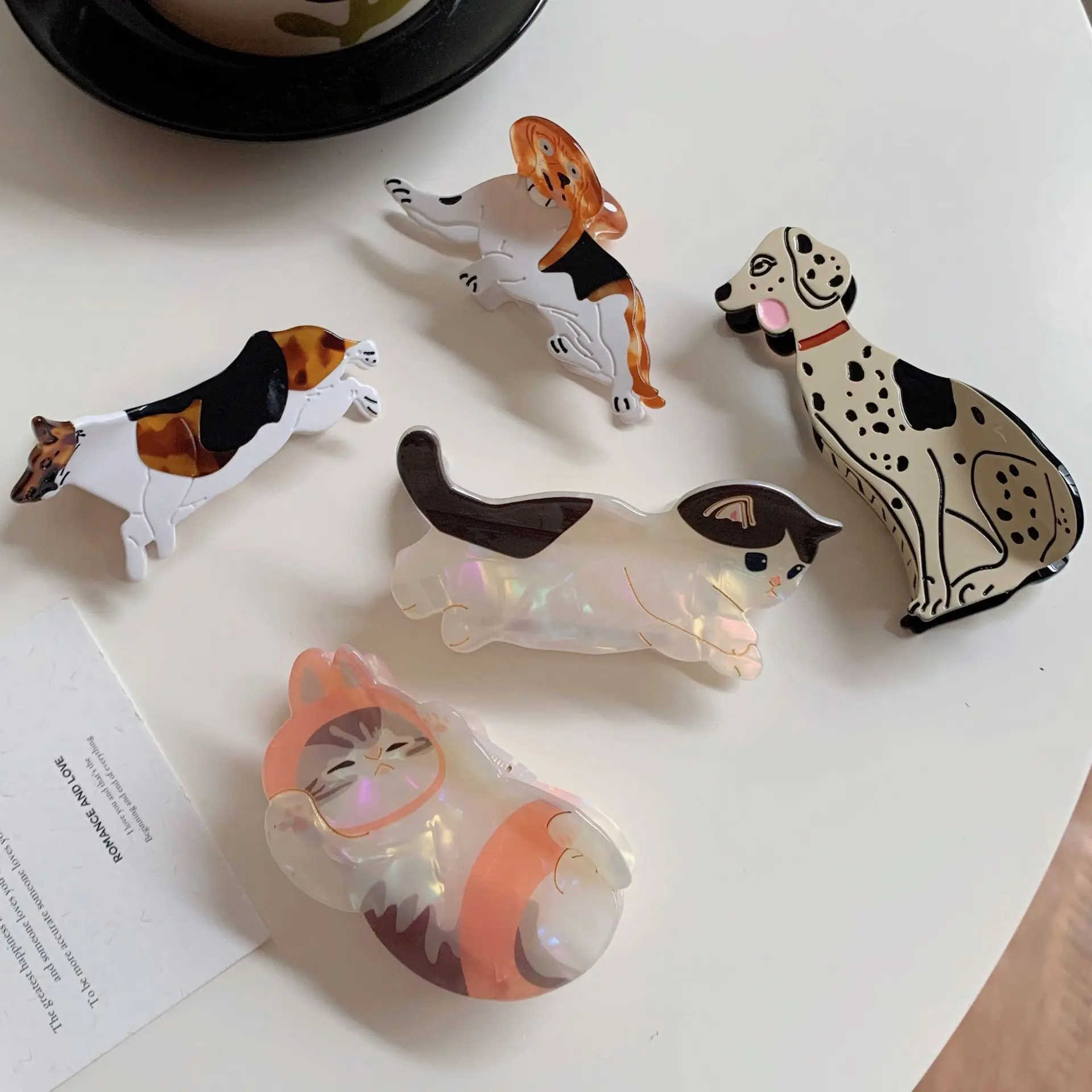 

New cat acetate hair clip with cute personality, small dog scratch clip, back of the head hair clip, shark clip, fun hair clip