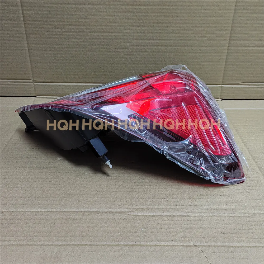 

For Honda FIT JAZZ GK5 GP5 2014-2020 Rear Right Side Tail Light Assy 33500-T5A-G01 33500-T5A-J01 33500T5AJ01 33500-T5A-J0