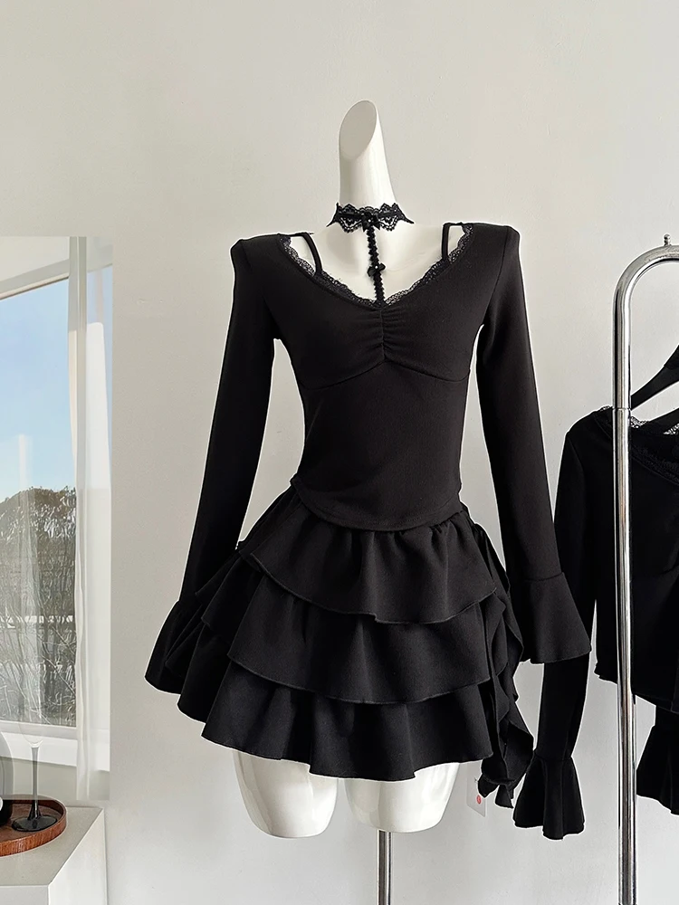 Kobiety Gothic Dark Academia Y2k Coquette Idols 2000s Shoujo Girl Outfits 2-częściowy zestaw z długim rękawem Crop Tops + Mini spódniczki Gyaru