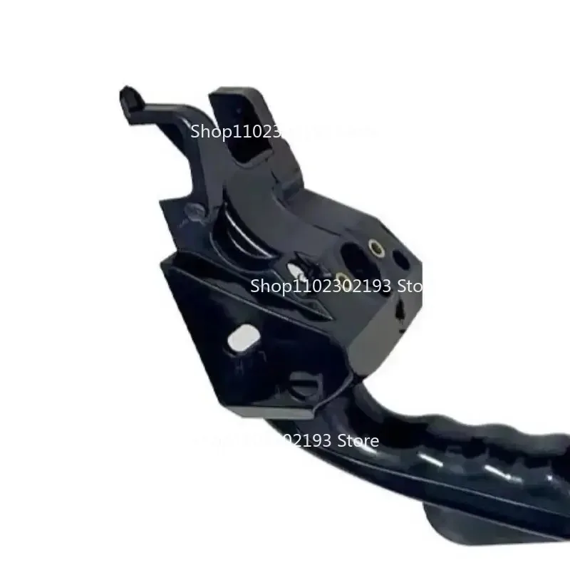2500 Single Hand Saw Accessories 25CC Chainsaw Lift Handle Household Small Chainsaw Throttle Switch 2500
