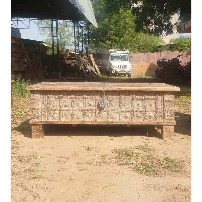 

Antique white modern vintage chest old wooden suitcase, coffee table storage box for family and bedroom dining