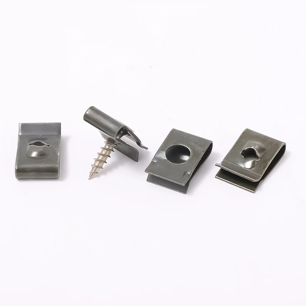 Kit di viti e clip per auto (80 pezzi), viti per carrozzeria con clip a rondella di bloccaggio, clip a U per carrozzeria e viti per sottoscocca, clip | Leroy Merlin