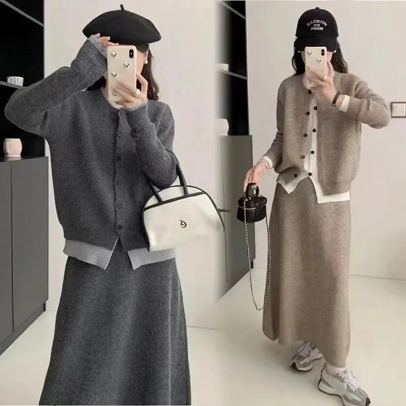 Fashionable Autumn Winter 2025 Korean Style2-Piece Set Round Neck Knitted Cardigan Versatile Age-Reducing Crew Neck Pullover