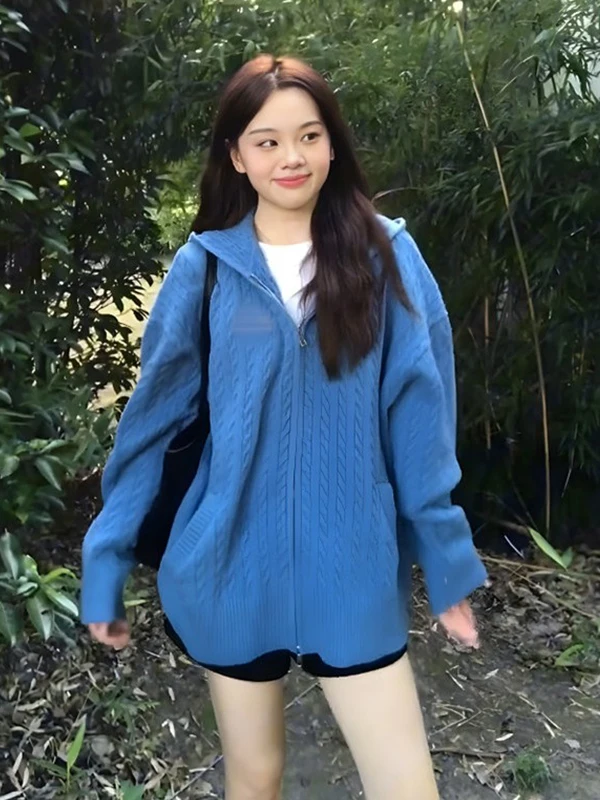 

Уникальная синяя вязаная кофта с капюшоном для женщин: свободный крой, стройнящий эффект, новинка весны, повседневная, удобная, с длинными рукавами, на молнии