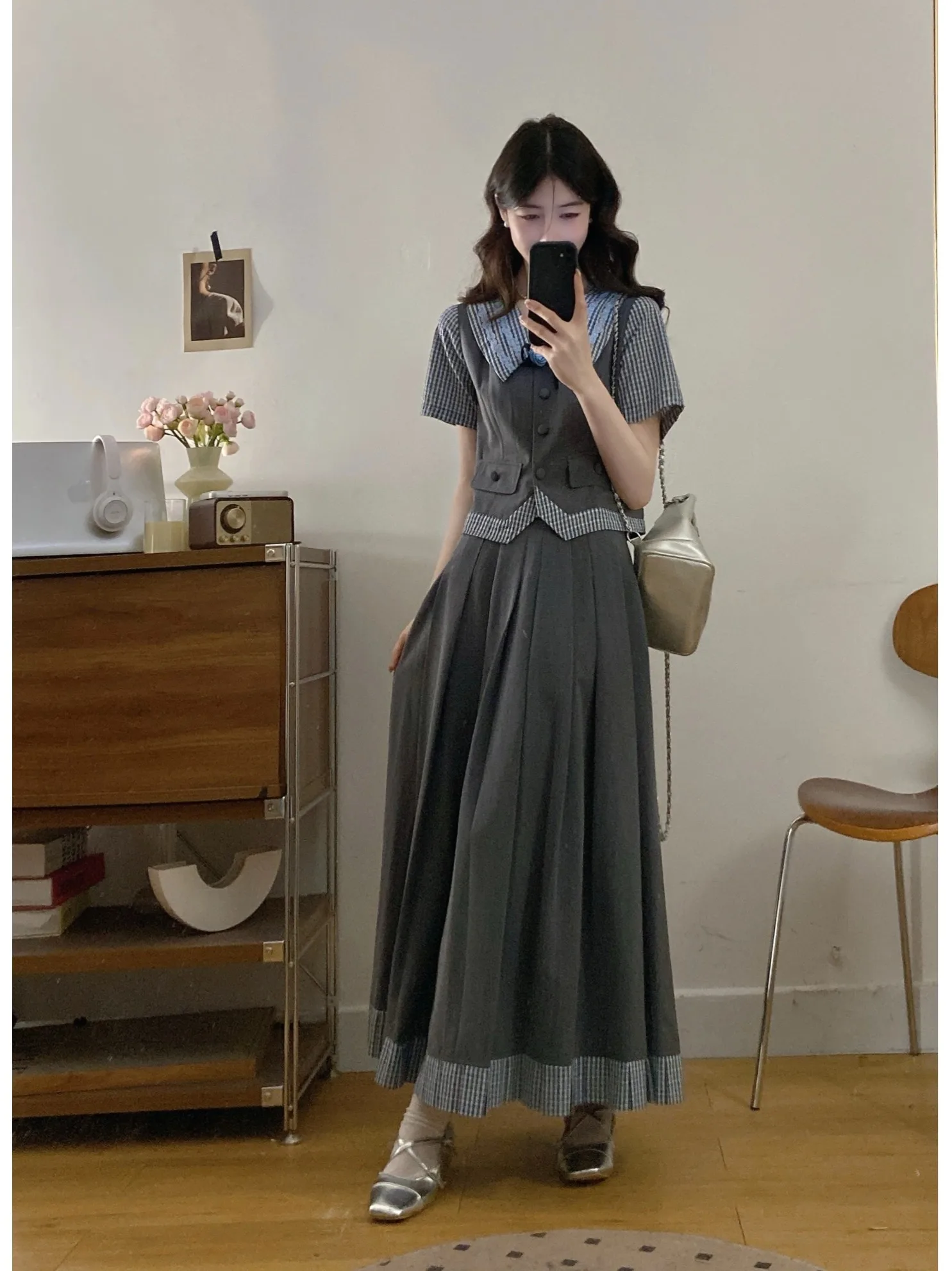 

Модный комплект из рубашки и юбки в клетку больших размеров, женский летний комплект в корейском стиле, юбка миди с высокой талией, блузка с коротким рукавом