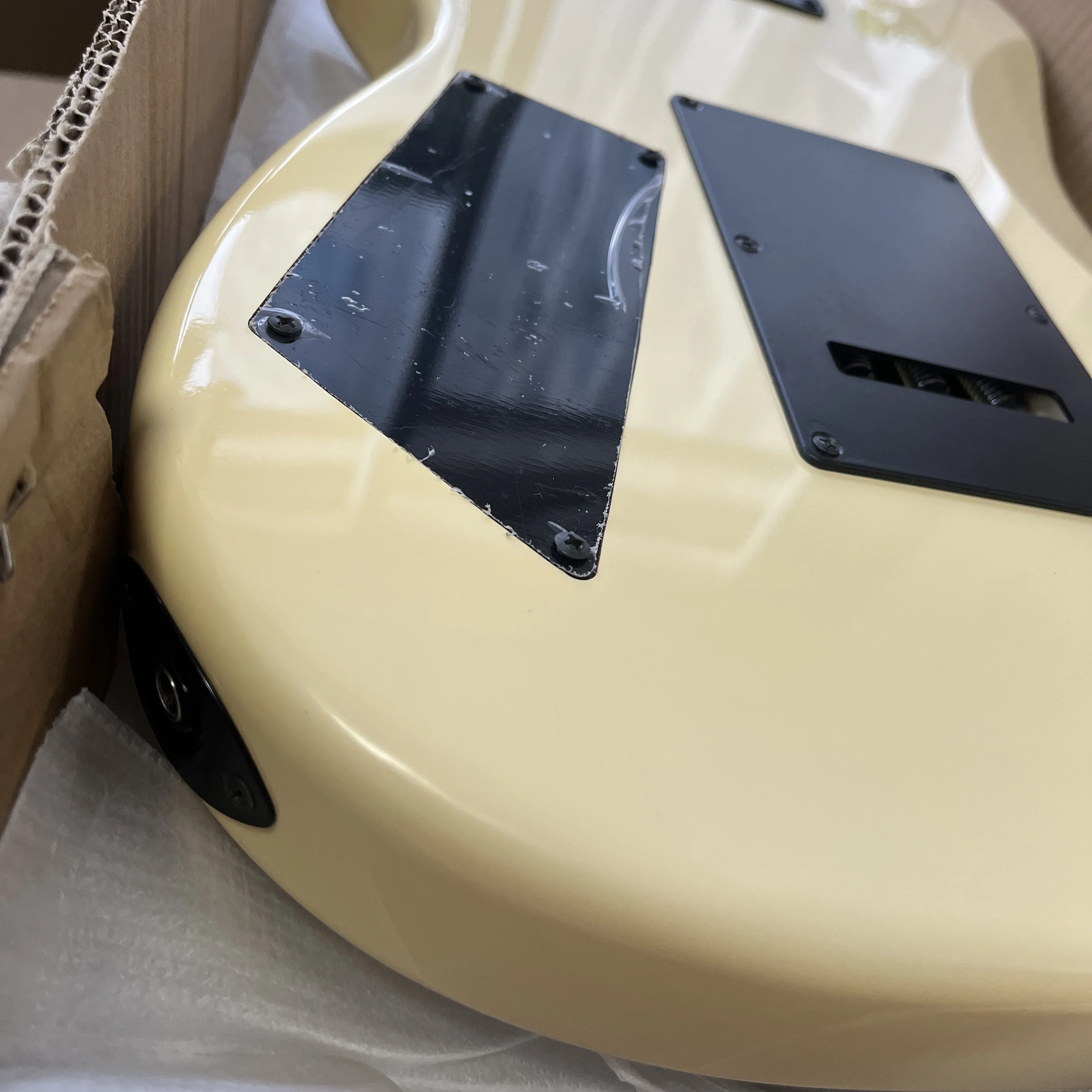 Cream-Colored Electric Guitar Black And White Geometric Patterns Circular And Square Patchwork Prints, Blue Dress, Rosewood Fingerboard, Maple Body, Christmas Gift, US Stock, Free Shipping. view 7