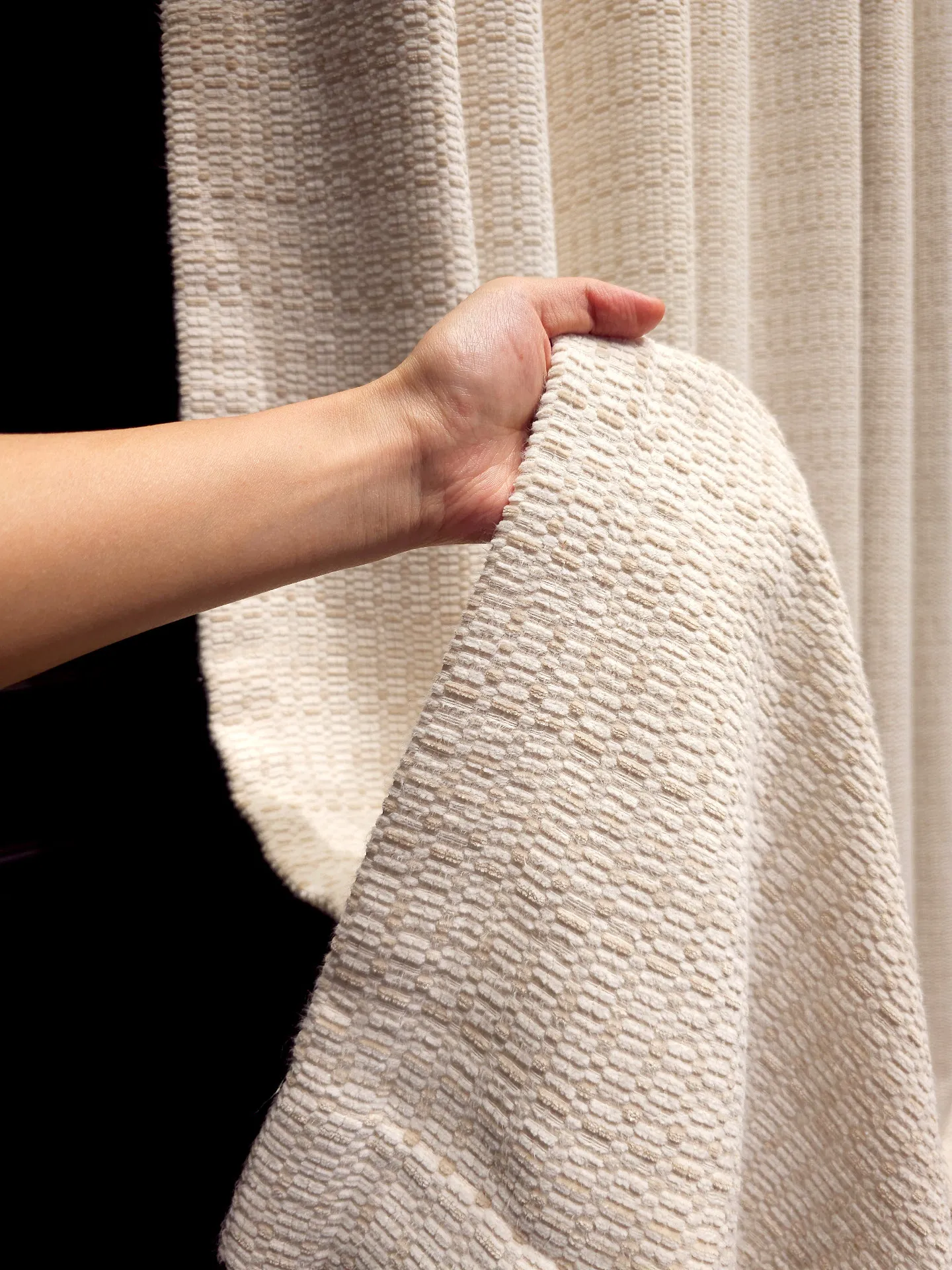 Premium Beige Schneier Thickened Blackout Curtains for Living Room Bedroom Customized Partition Curtains Villa Finished Products