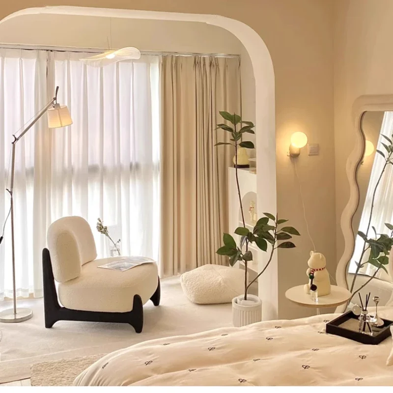 Single sofa, small apartment living room, modern minimalist designer bedroom, light luxury leisure single chair