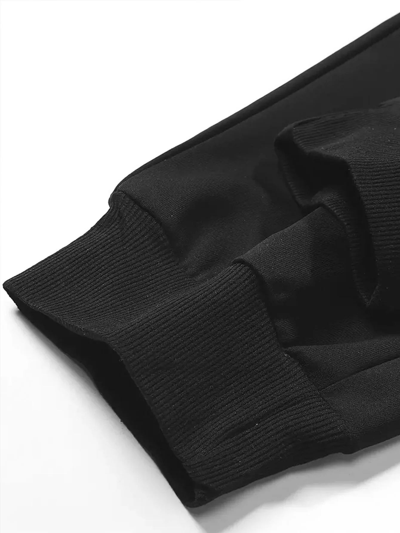 Herrenhose für langsames Joggen: Freizeit-Hose für Frühling und Herbst mit Kordelzug, geeignet zum Laufen und für Fitnesstraining. – Detail 18