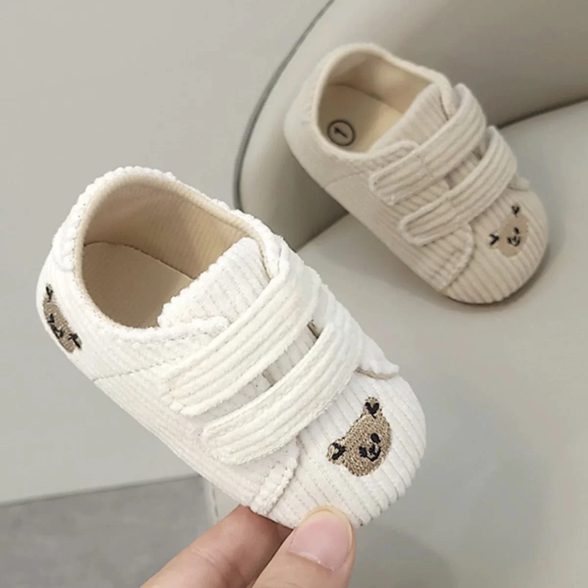 

Autumn Boys and Girls Cute Little Bear Sports Shoes 0-18M Preschool Fashion Rubber Soft Sole Sports Shoes Girl Boys Walking Shoe