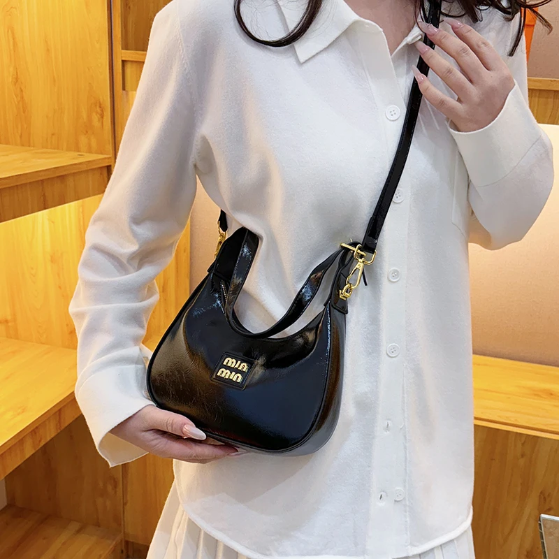 

Шикарная большая сумка из веганской кожи — просторные женские сумки с усиленной основой и экологически чистым модным эффектом