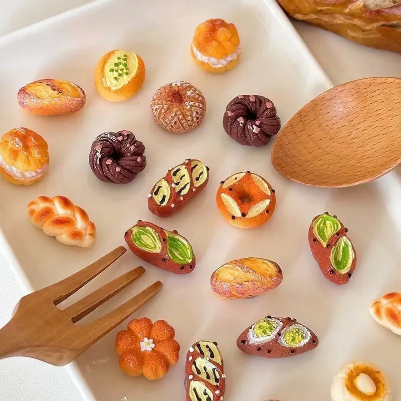 12pcs French Bread Refrigerator Magnets Cute Food Fridge Magnet Photo Message Mini Snack Magnetic Sticker Party Gift Supply