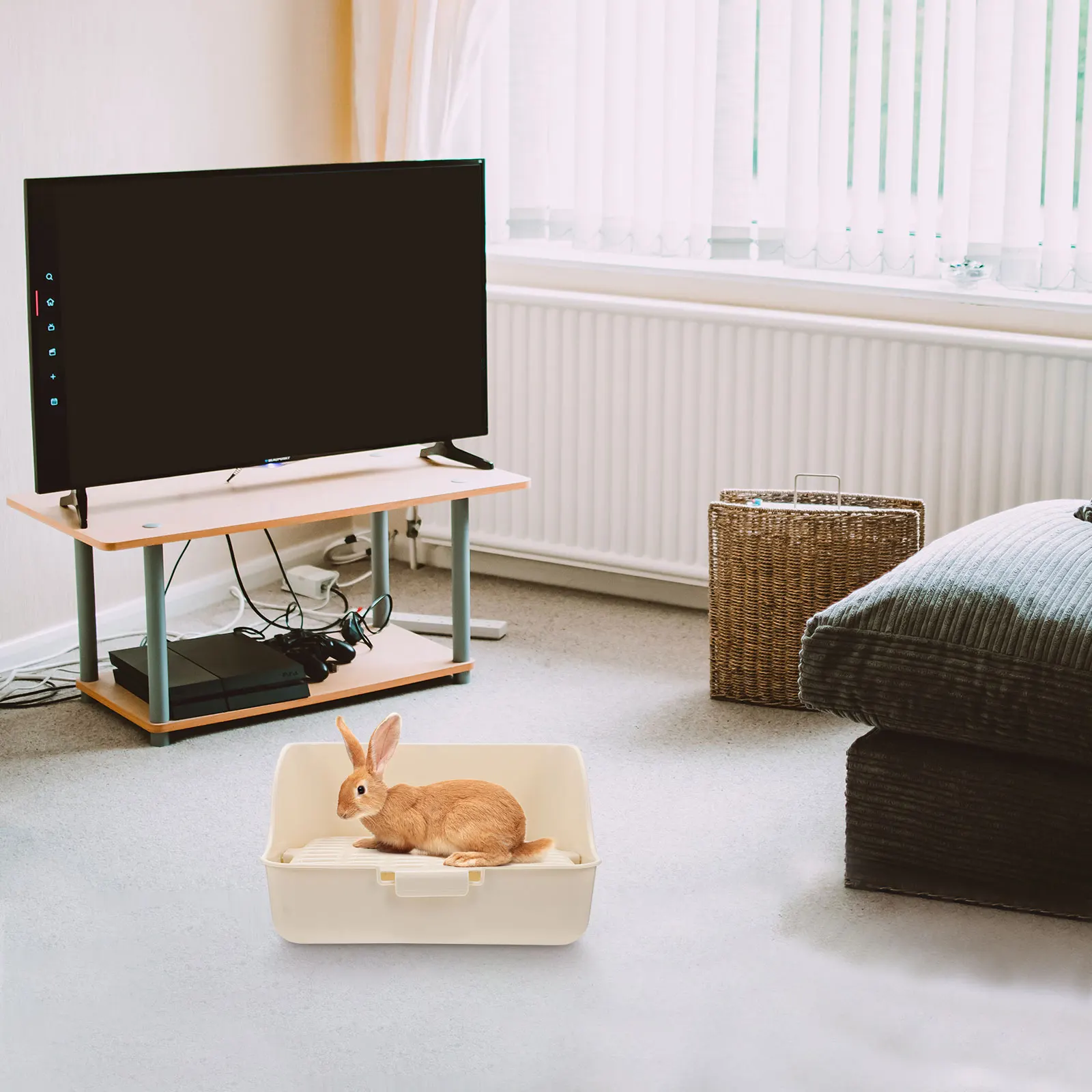 

Small Pet Toilet Rabbit Litter Box Durable Plastic Bunny Potty Indoor Outdoor Travel Pee Corner House Training Garden