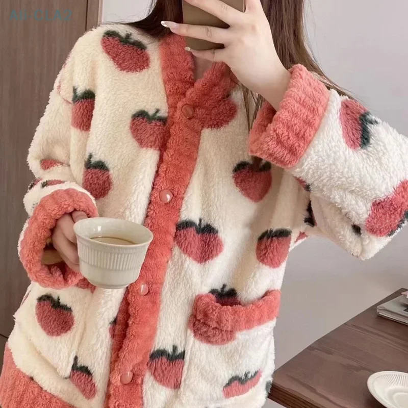 Women Warm Flannel Pajamas Set Strawberry Sweet Girlish Winter Flannel Sleepwear