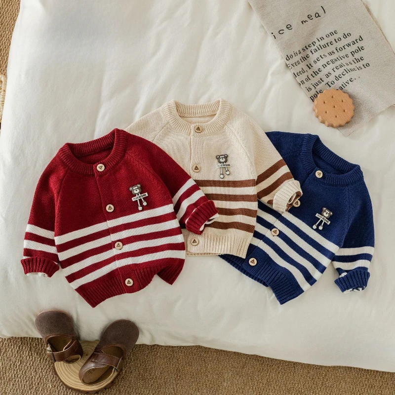 

2025 New Autumn and Winter Children's Round Neck Solid Color Spliced White Striped Cotton Knit Sweater