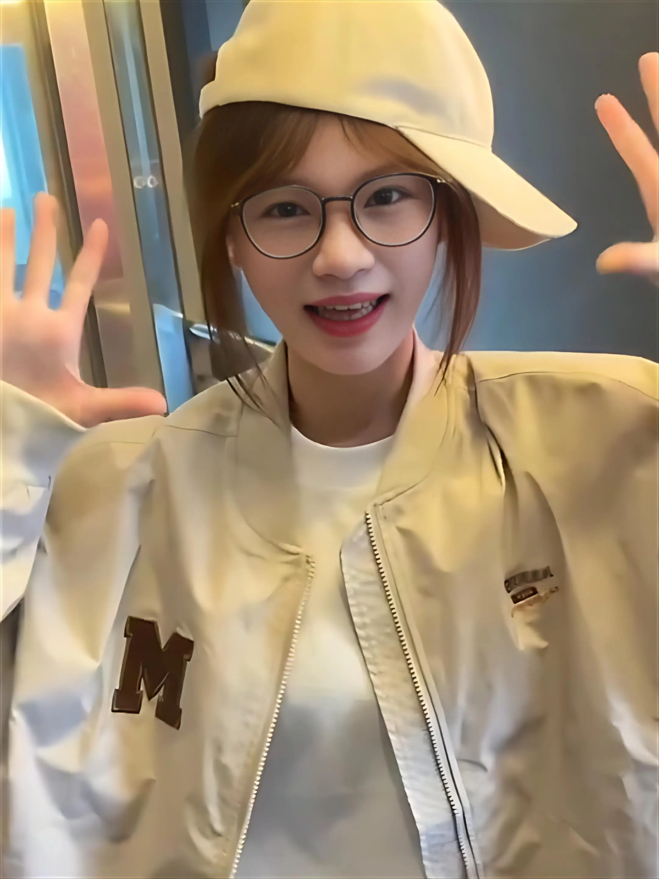 

Бейсбольные куртки из нейлонового сатина для женщин: весенняя верхняя одежда, шикарные наряды с декоративными элементами, съемные, средней длины, для работы, для подростков и женщин, с бантом