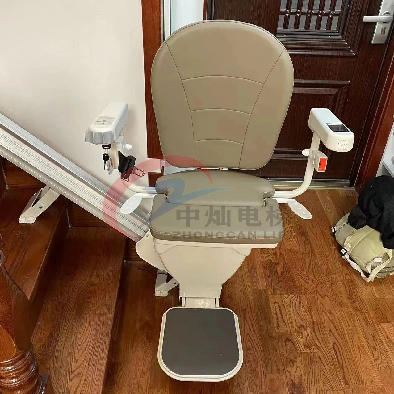Curved Seat Elevator Stair Handrail Electric Lift Chair Villa Household Barrier-free Stair Climber