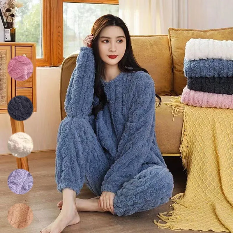 

Women's Winter Coral Velvet Pajamas Set Thickened Fluffy Two-piece O-neck Loungewear Homewear Pajamas for Cold Weather