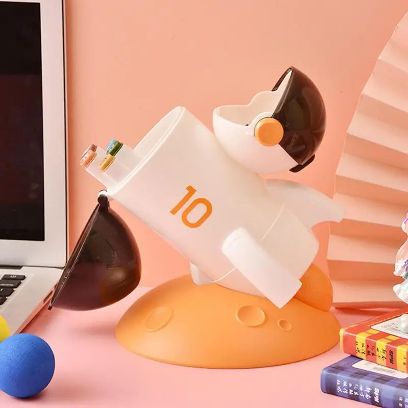 Desk Astronaut Pen Holder Rocket Desk Organizer Decoration Pencil Pen Cup Cute Multifunctional Decorative Holder Stores Scissors