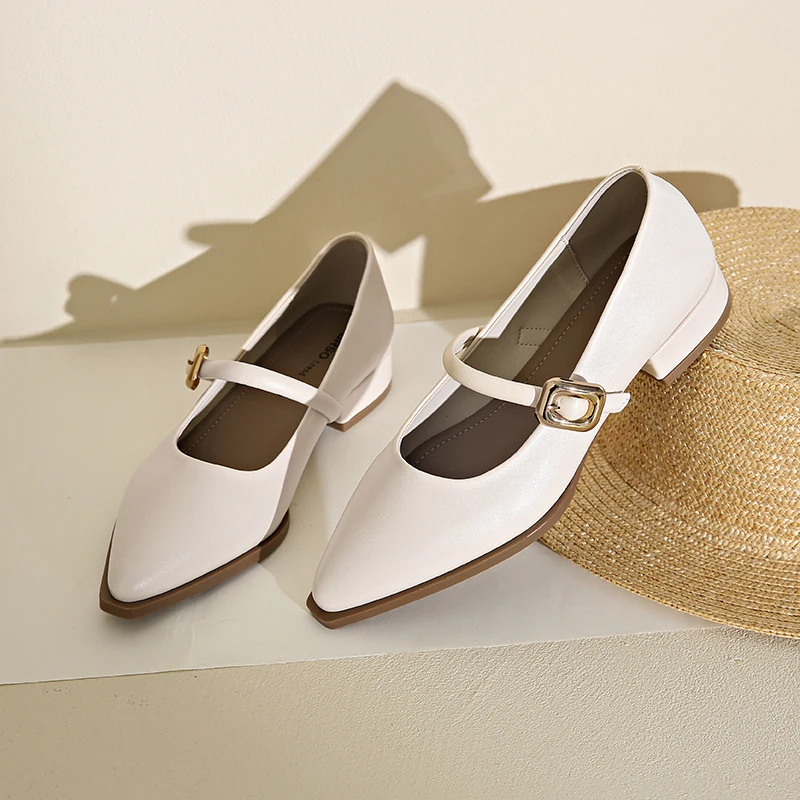 

2024 Fashion Women Pumps Buckle Strap Casual Flats Spring Summer Ladies Low Heels Shoes Pointed Toe Female Footwear Big Size 43