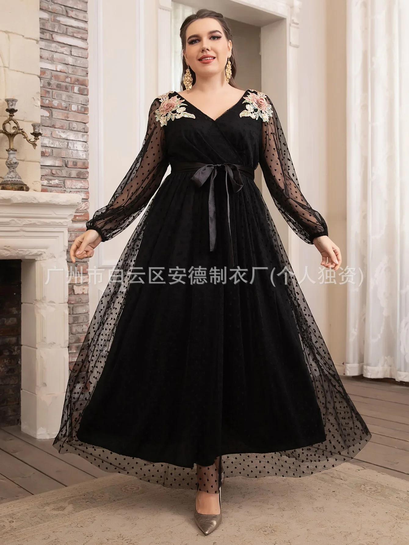 Women's Solid Color Long Sleeve V-neck Floor Length Lace Elegant Casual Trendy Sequins Lace Dresses Female Plus Size New Fashion