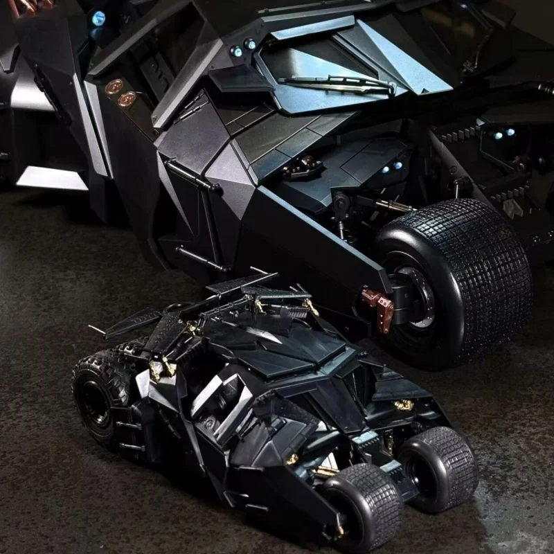 1:18 batmobile tumbler liga de metal carro diecast veículo de brinquedo modelo de carro som & luz slide spray caminhão brinquedos para crianças presente birthda
