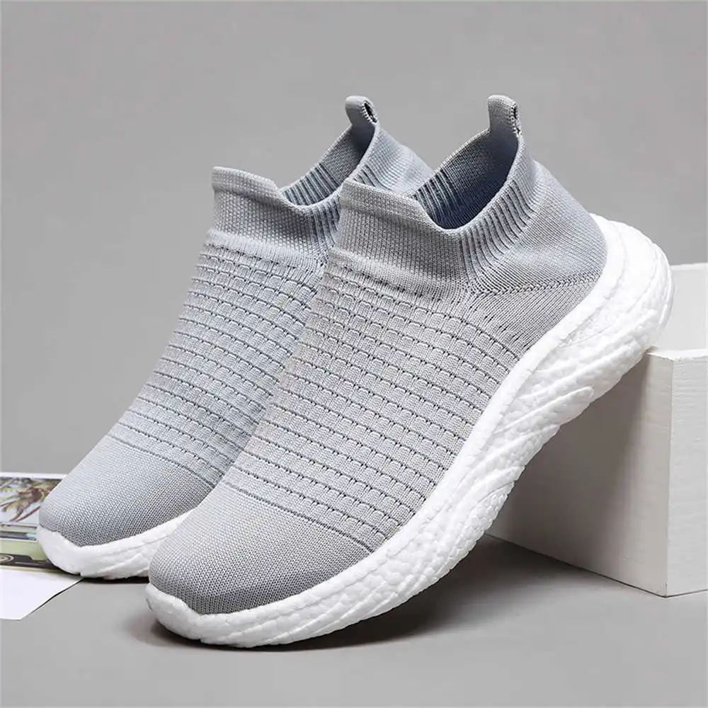 

Flat Sole Cream Tines Vulcanize Woman Gym Shoes Women's Sneakers 34 Size Sports Famous Brand Technologies New In Trainners