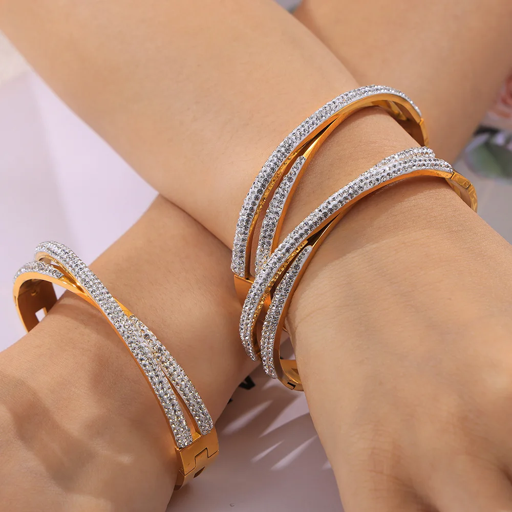 Star-studded Stainless Steel Luxury Women Bangle Bracelet Gold Plated Waterproof Inlaid CZ Clasp Bracelets Jewelry