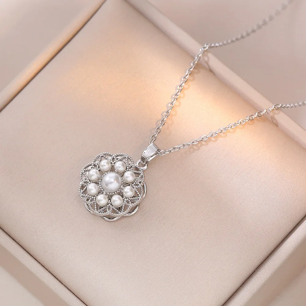 Luxury Vintage Stainless Steel Rotatable Double-layered Hollow Flower Pearl Pendant Necklace for Women Colorfast Jewelry Gifts