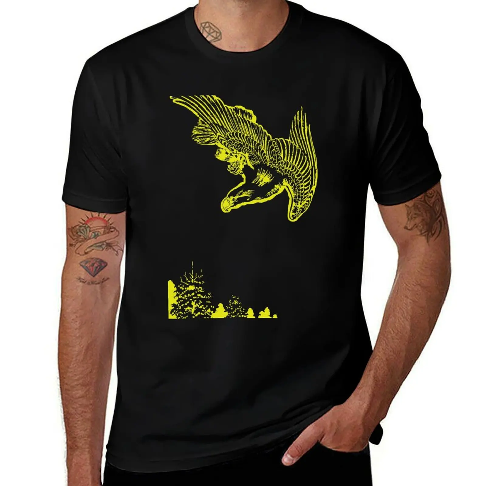 Minimalized a in snowy flight sky Eagle against T-Shirt Outdoor Working T-Shirt