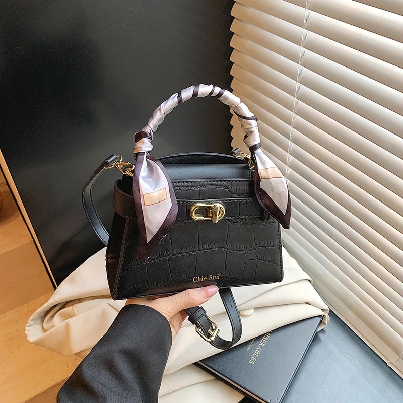 

New in Summer 2025! Simple Square Kelly Bag - Handheld, Shoulder and Crossbody Styles, High Fashion for Commuting