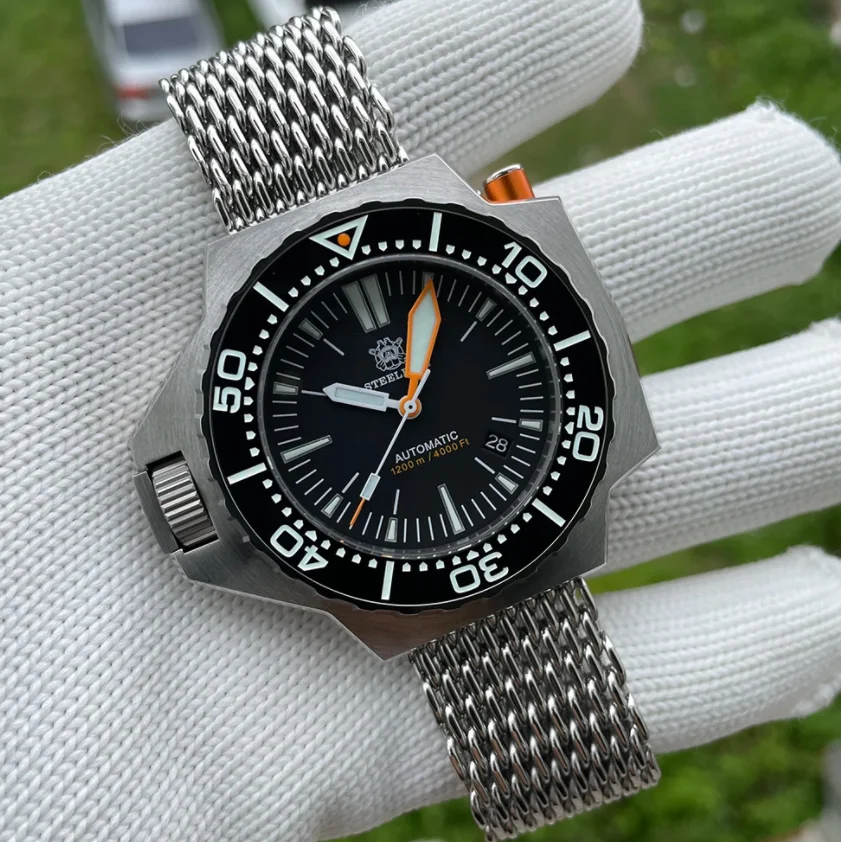 STEELDIVE Men Automatic Watch Luxury 49.6mm Mechanical Wristwatch Diver 120ATM Waterproof BGW-9 Luminous NH35 Integrated Case