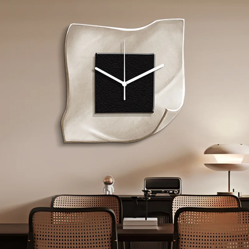 Nordic Design Wall Clocks Fashion Simple Xenomorph Creative Silent Wall Watch Aesthetic Living Room Horloge Home Decoration