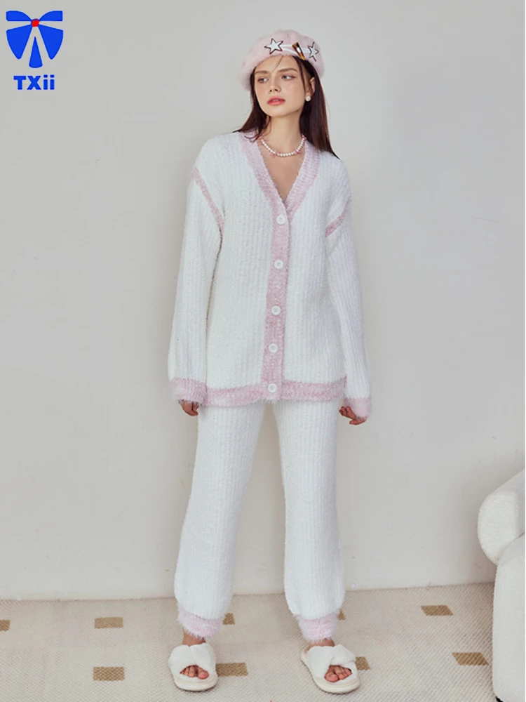 White Elegant Soft Half Side Velvet Autumn and Winter New Sweet fleece-lined Thickened Home Clothes Comfortable suit