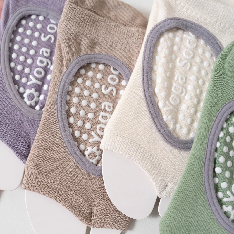 Women Two Toe Backless Yoga Socks Non-Slip Fitness Workout Pilates Sock Ladies Breathable Sports Ballet Dance Slippers for Gym