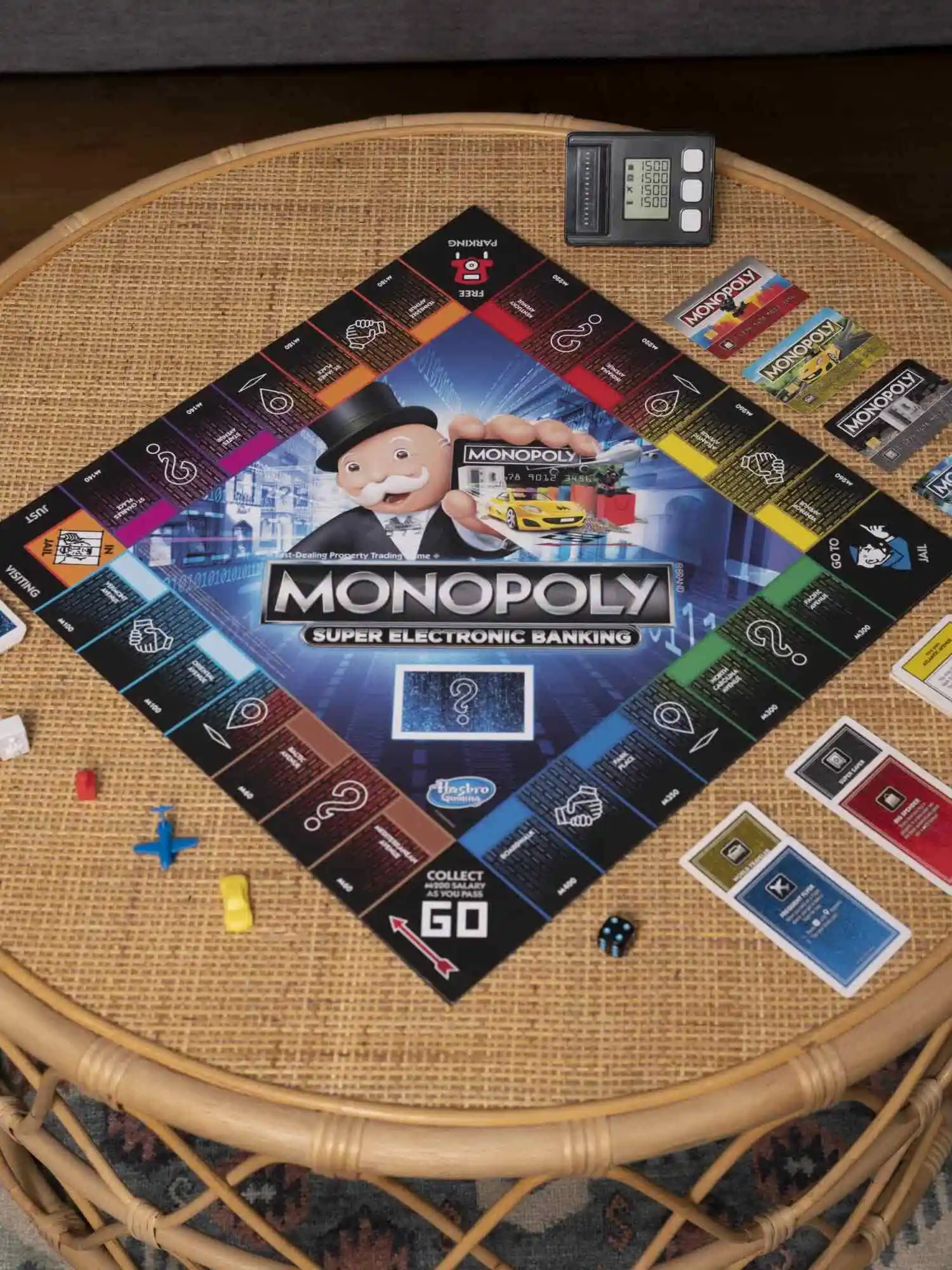 Hasbro Real Estate Tycoon Monopoly Super Electronic Bank Card Machine Monopoly Board Game Toys