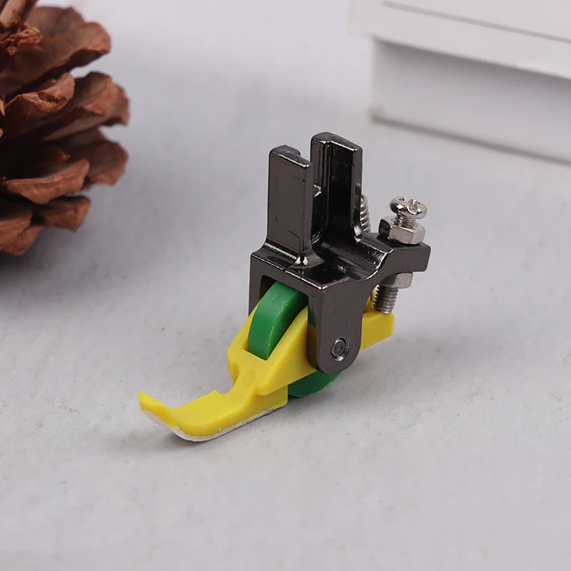 1PC Universal จักรเย็บผ้าอุตสาหกรรมหนัง Roller Wheel Presser เท้าแบนรถผ้าหนาเสื้อผ้าเปลี่ยน Presser ฟุต