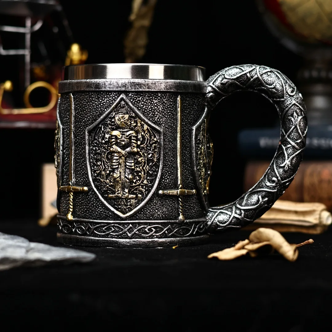 Creative 3D Norse Medieval Knight Soldier Beer Mug Tankard Stein Cup Viking Stainless Steel Whiskey Cup Wine Glass Bar Decorativ