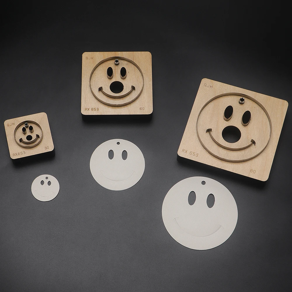 1Pcs Circular Smiling Face Faux Leather Cutting Molds - 3/6/8 cm Diameter,DIY Hand Cutting of Bag Pendants, Keychain Accessories